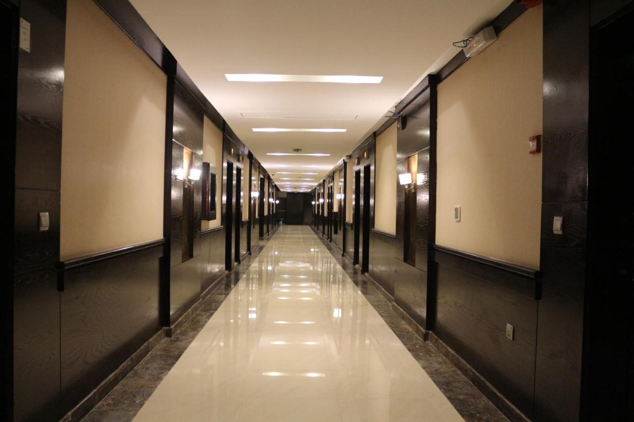 Valencia Hotel Suitesアル・コバール エクステリア 写真