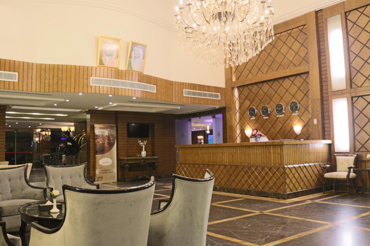 Valencia Hotel Suitesアル・コバール エクステリア 写真