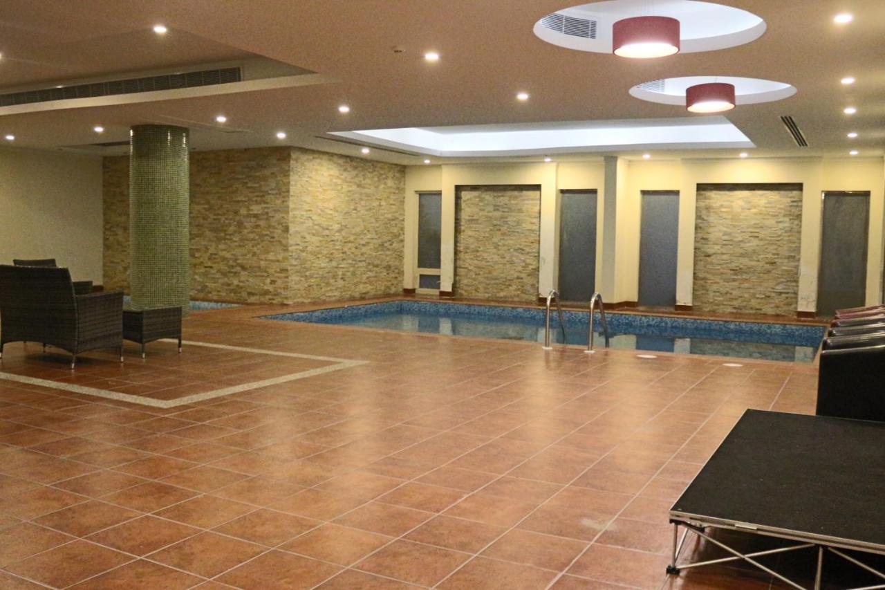 Valencia Hotel Suitesアル・コバール エクステリア 写真